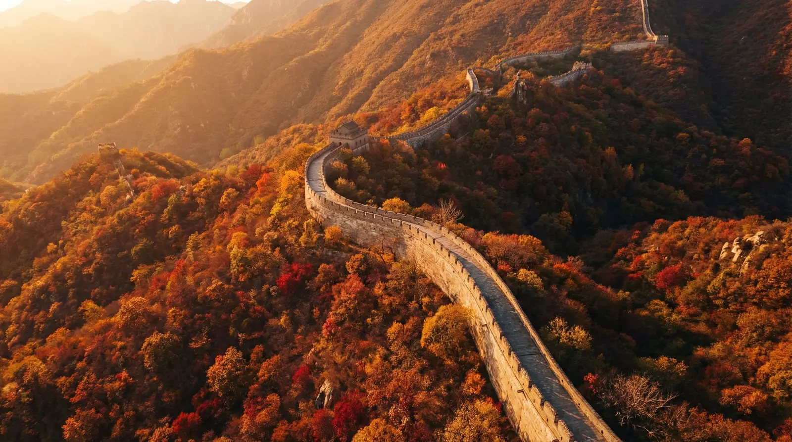 余罪免费观看 秋日长城航拍全景
